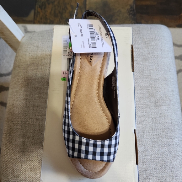 St. John's bay black wedges. Size 6.5 W. - Picture 3 of 8